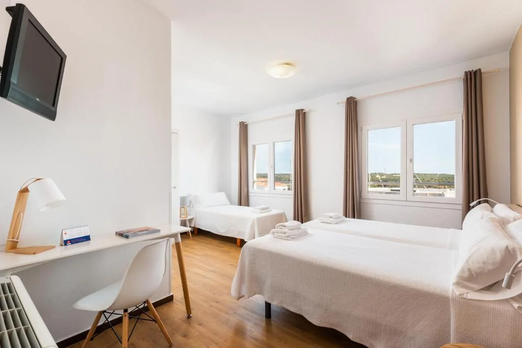 大型ダブルルーム — Hostal Jume - Urban Rooms