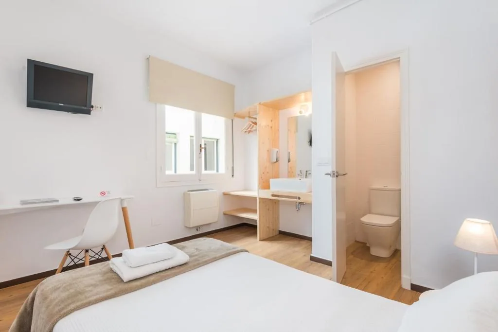 シングルルーム — Hostal Jume - Urban Rooms