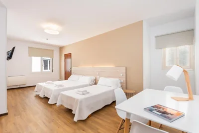 Hostal Jume - Urban Rooms — 写真 2