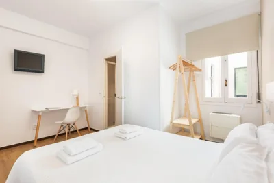 Hostal Jume - Urban Rooms — 写真 8