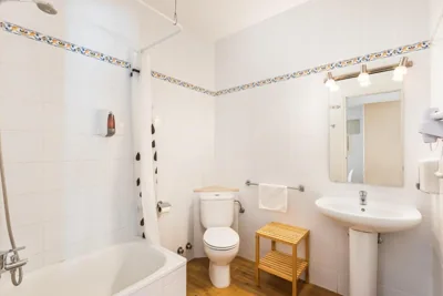Hostal Jume - Urban Rooms — 写真 12