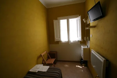 Hostal Juventus — Foto 5