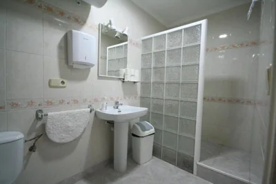 Hostal Juventus — Foto 8
