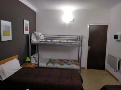 Hostal Juventus — Foto 9