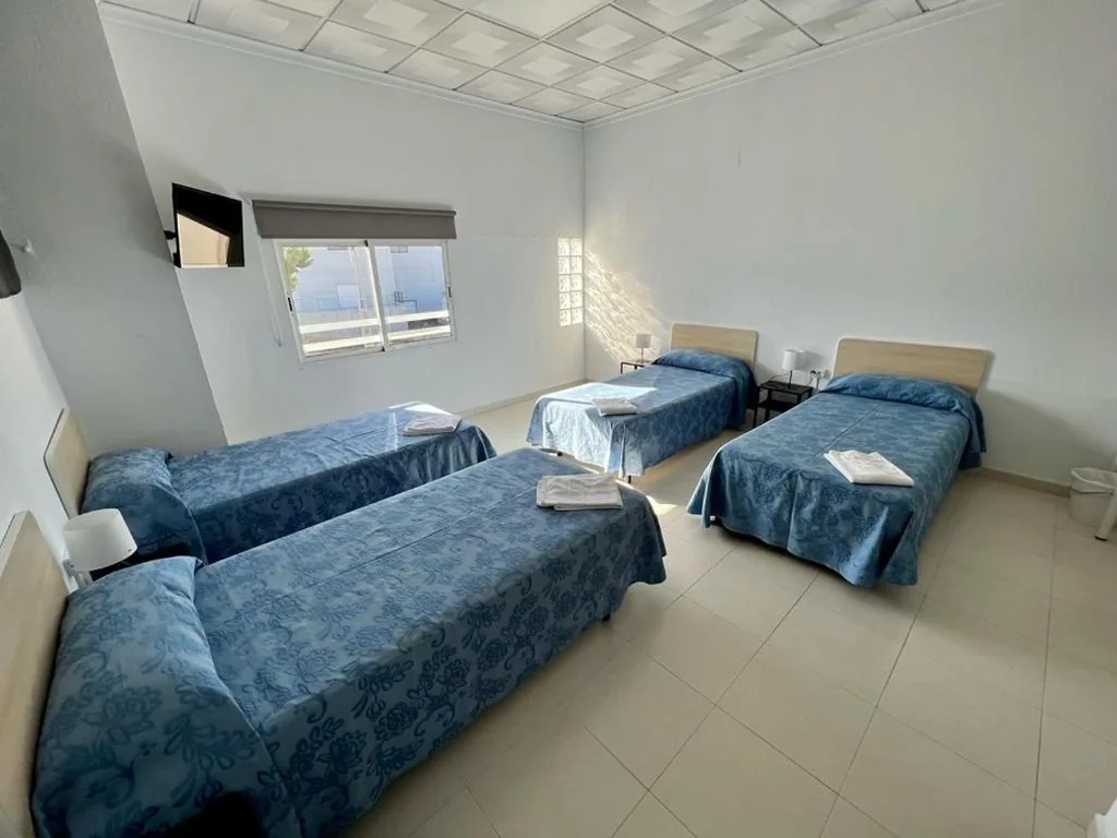 Deluxe-Dreibettzimmer — Hostal Kaizen
