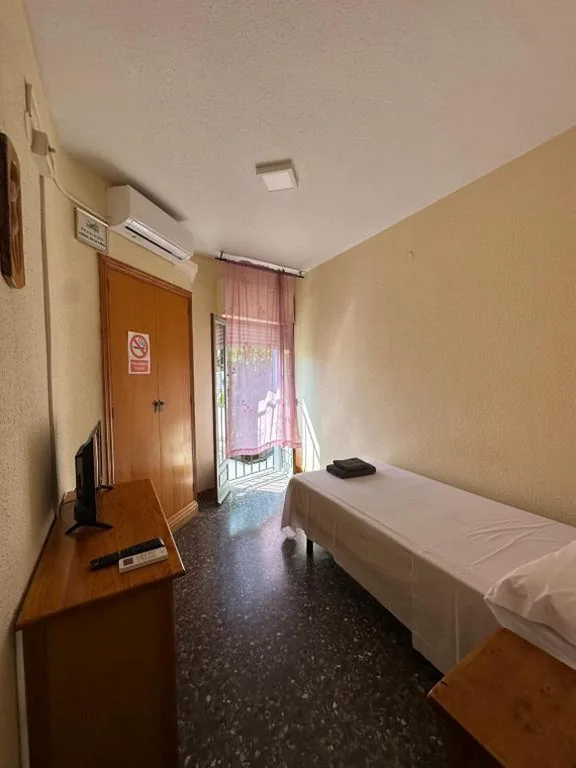 Camera singola — Hostal L'Escaleta
