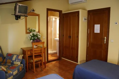 Hostal La Balquina — foto 4