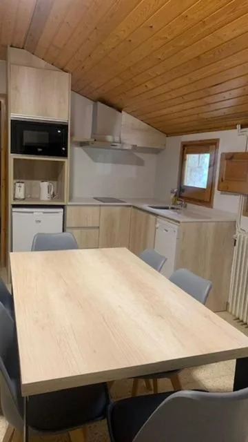 Studio-Apartment — Hostal La Cabanya