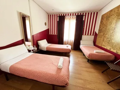 Hostal La Casa de La Plaza — Foto 10
