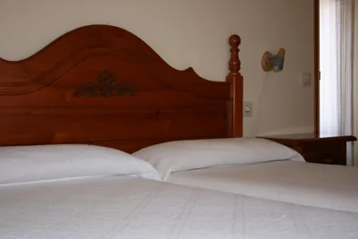 Hostal La Catalana — photo 10
