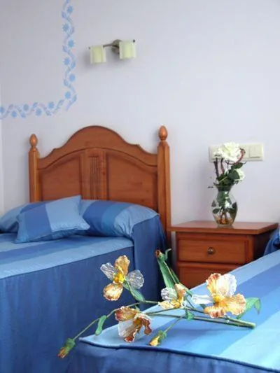 Quarto Duplo - 1 ou 2 camas — Hostal la Cepa