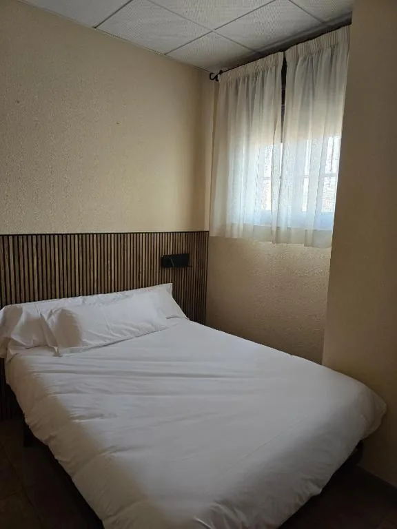 Camera Singola — Hostal La Cigüeña Check-in Autónomo