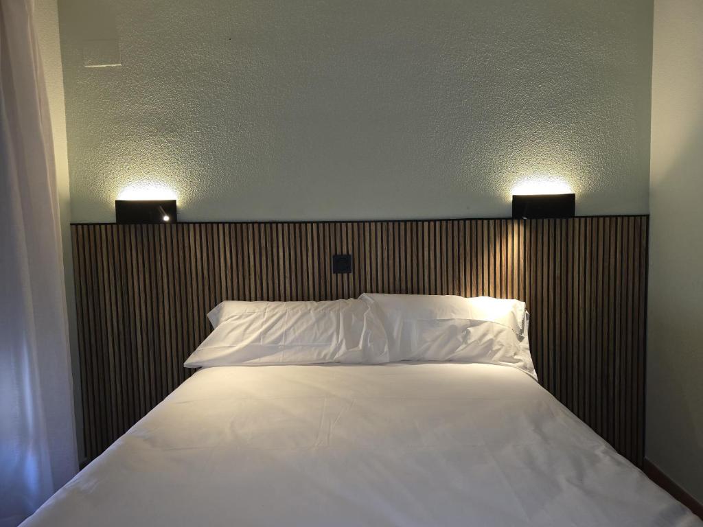 Hostal La Cigüeña Check-in Autónomo
