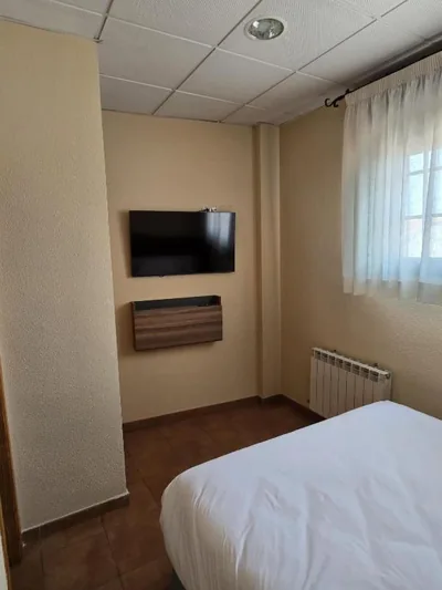 Hostal La Cigüeña Check-in Autónomo — foto 4