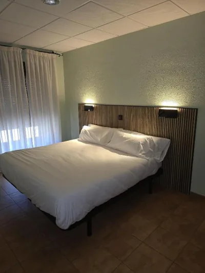 Hostal La Cigüeña Check-in Autónomo — foto 6