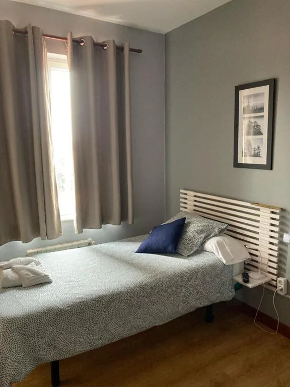 Eenpersoonskamer — Hostal La Concha Somo