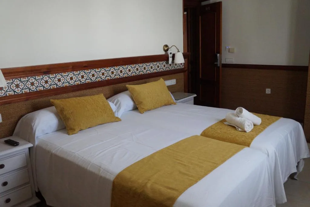 外侧特大床房 — Hostal La Conileña