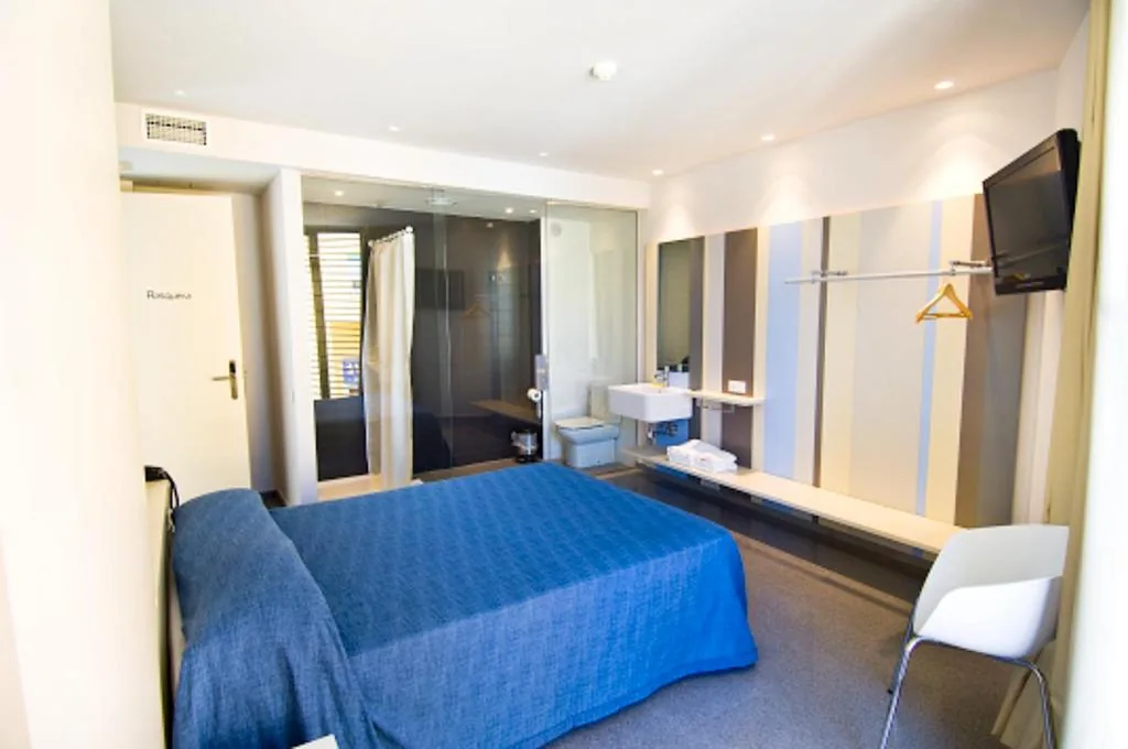 Doppelzimmer — Hostal La Creu