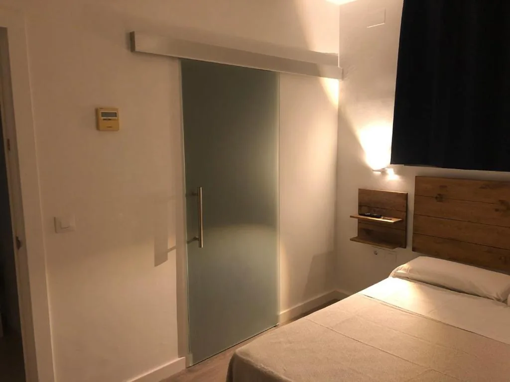 Quarto Duplo Superior — Hostal La Estación