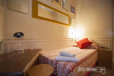 Hostal La Fontana — foto 10