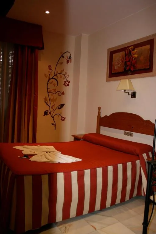 Habitación Individual — Hostal la Fuente