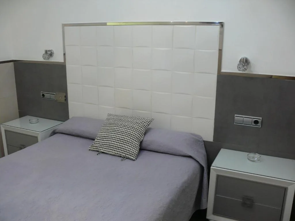 シングルルーム — Hostal La Hispanidad