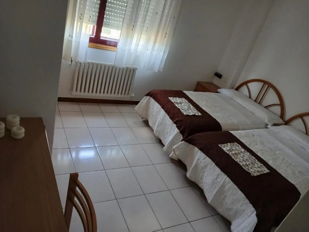 Tweepersoonskamer — Hostal La Madrileña