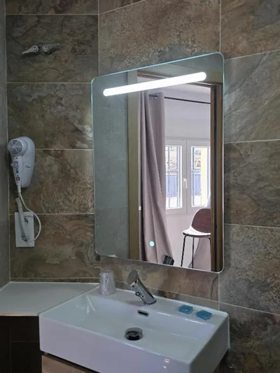 Hostal La Mancha — Foto 12