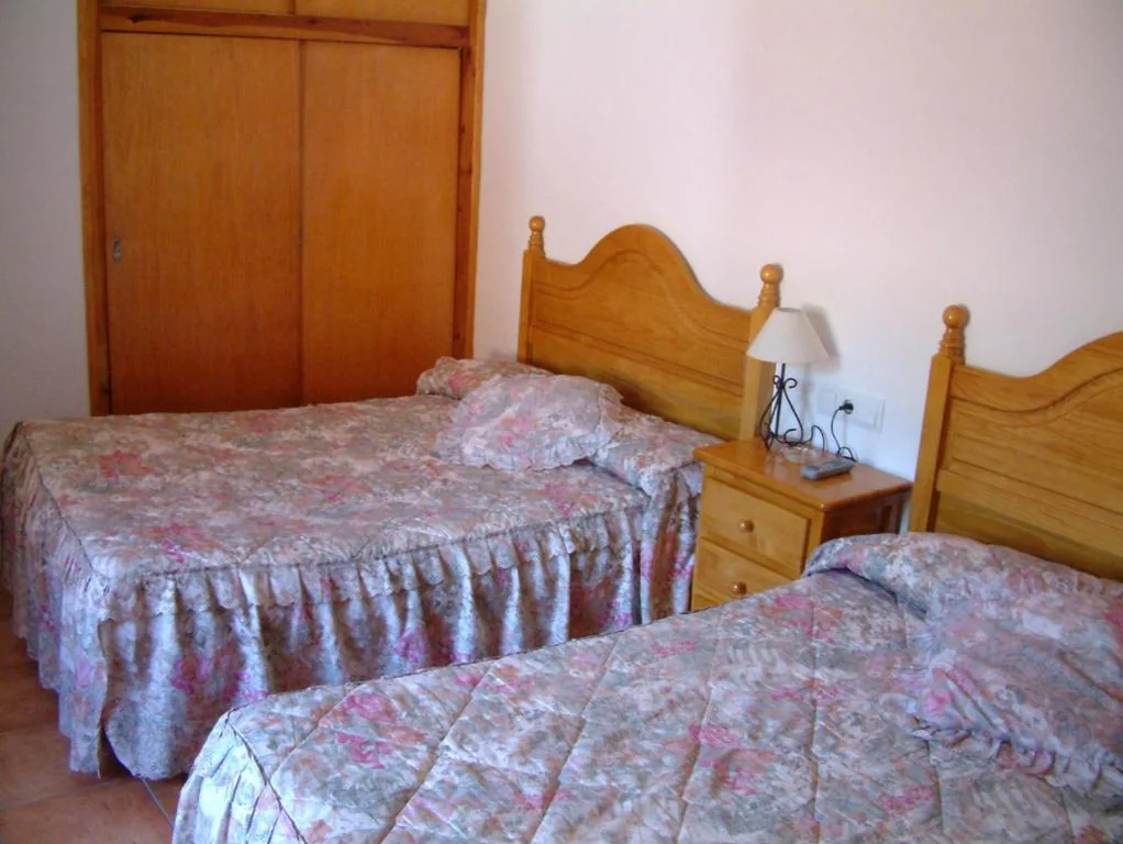 Camera tripla — Hostal La Muntanya