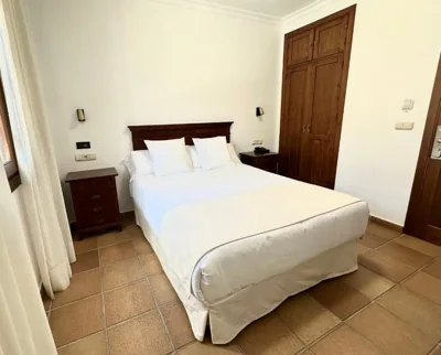 Hostal La Muralla — photo 3