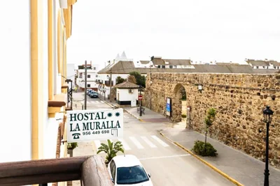 Hostal La Muralla — photo 10