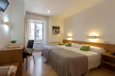 Hostal La Numantina — Foto 7