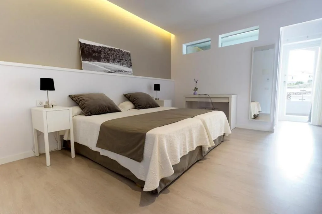 Doppelzimmer mit Gartenblick - 1 oder 2 Betten — Hostal La Palma