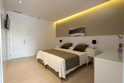 Hostal La Palma — Foto 8