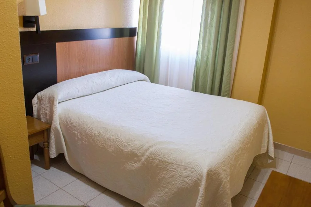 Camera doppia — Hostal La Palmera