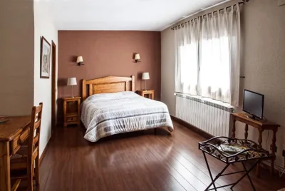 Hostal La Plaça — foto 9