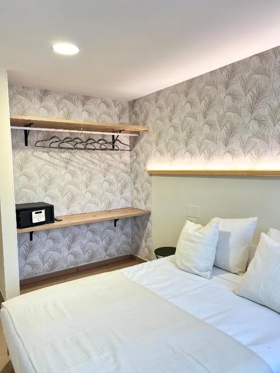 Habitación Doble — Hostal LA POETISA - Auto Check-in