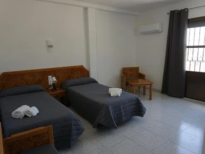 Hostal La Reserva — Foto 2