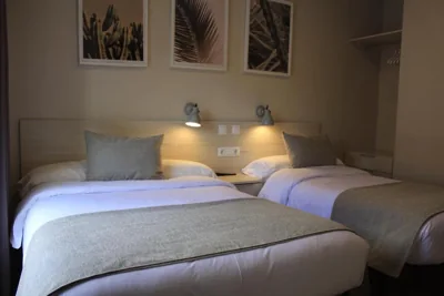 Hostal La Romànica — foto 2