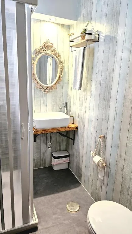 Single Room — Hostal La Rosa