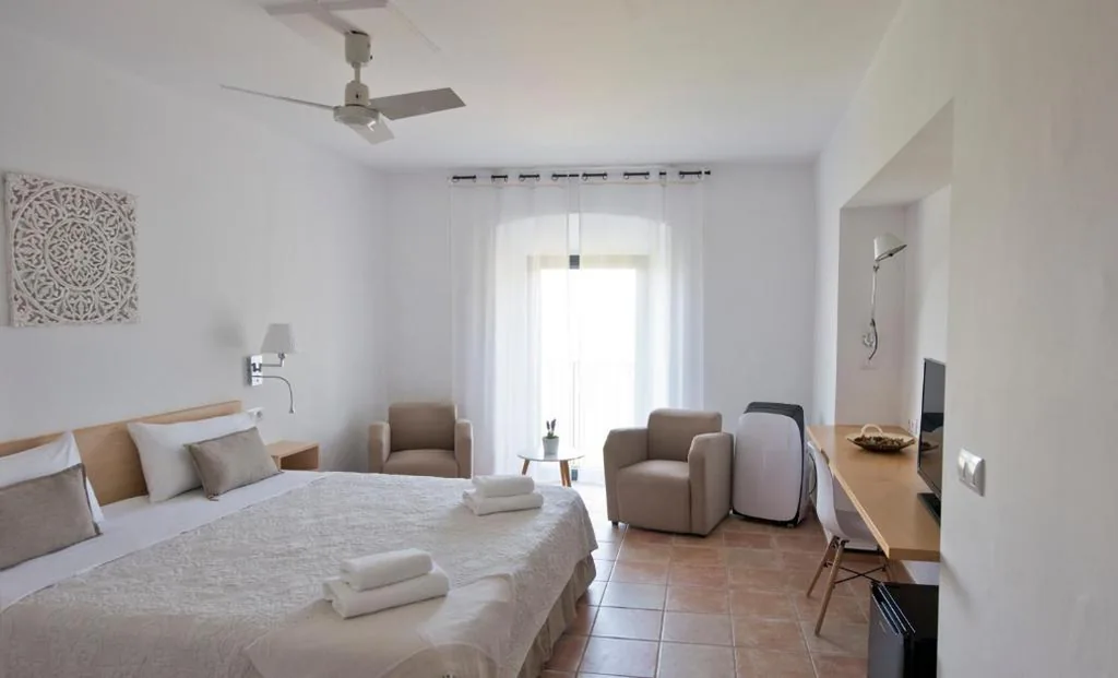 Suite — Hostal la Salut de Terrades