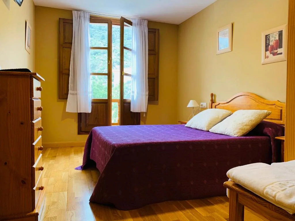 Habitación Familiar — Hostal La Serna