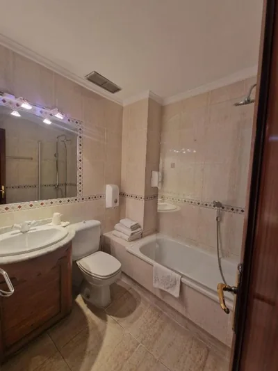 Hostal La Toba — Foto 8