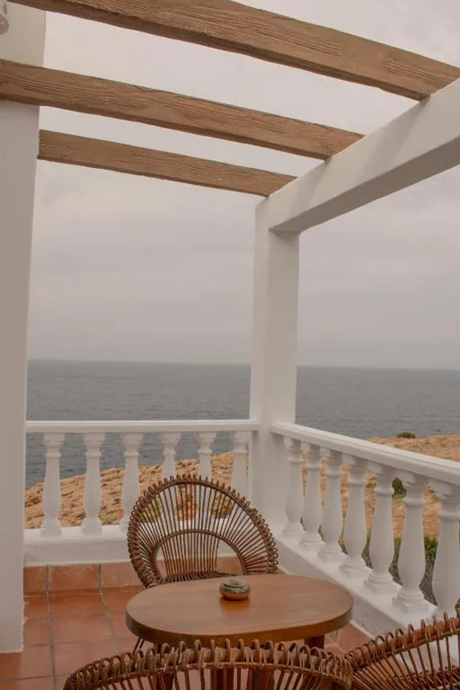 Suite junior con balcone — Hostal La Torre Ibiza Cap Negret