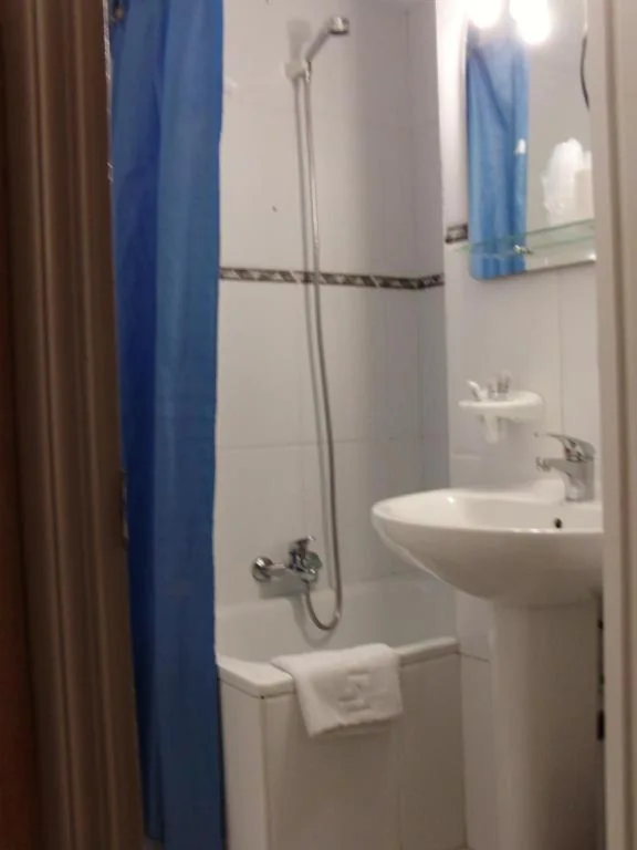 Quarto Triplo — Hostal La Torre