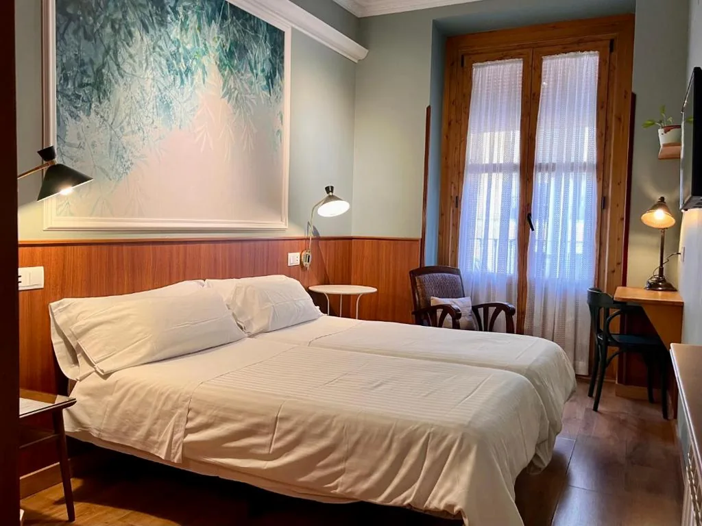 Doppelzimmer – 1 oder 2 Betten — Hostal La Vera