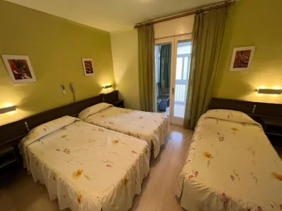Hostal La Vila — Foto 6