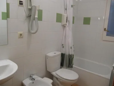 Hostal La Vila — Foto 7