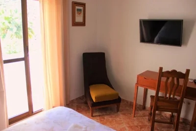 Hostal la zamora — foto 5