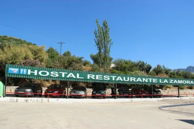 Hostal la zamora — foto 9